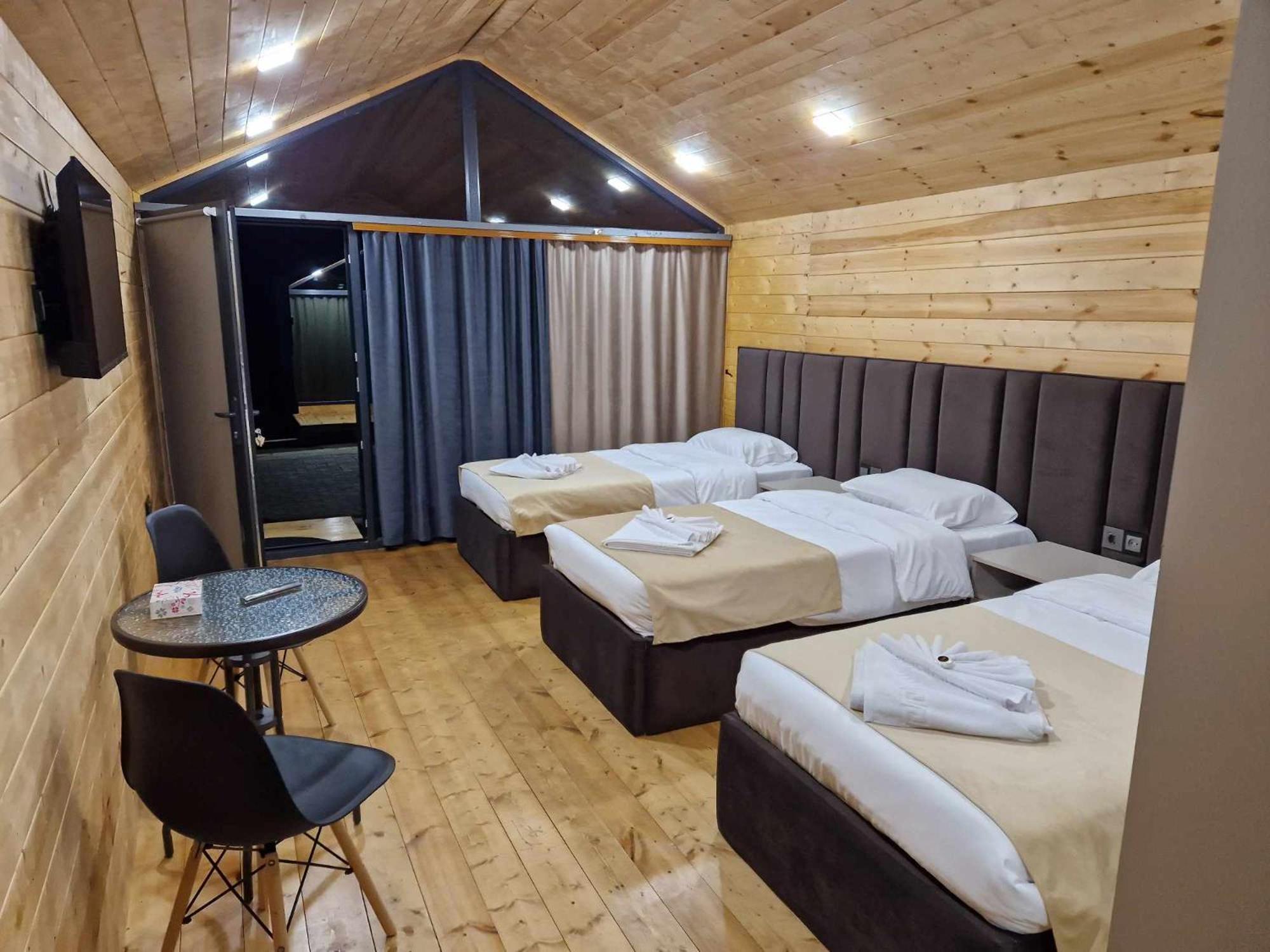 NICE HOUSE HOTEL Meghri