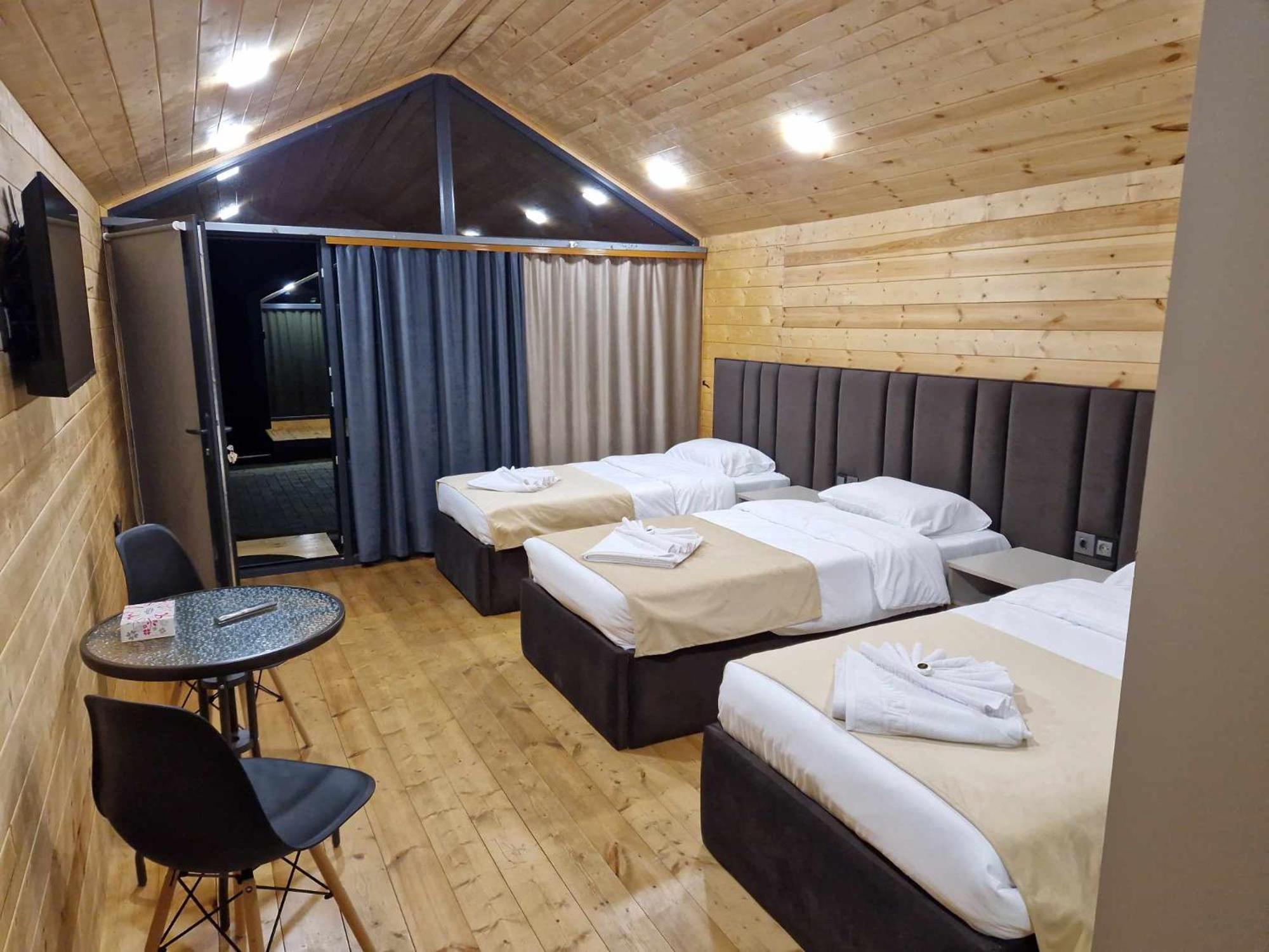NICE HOUSE HOTEL Meghri
