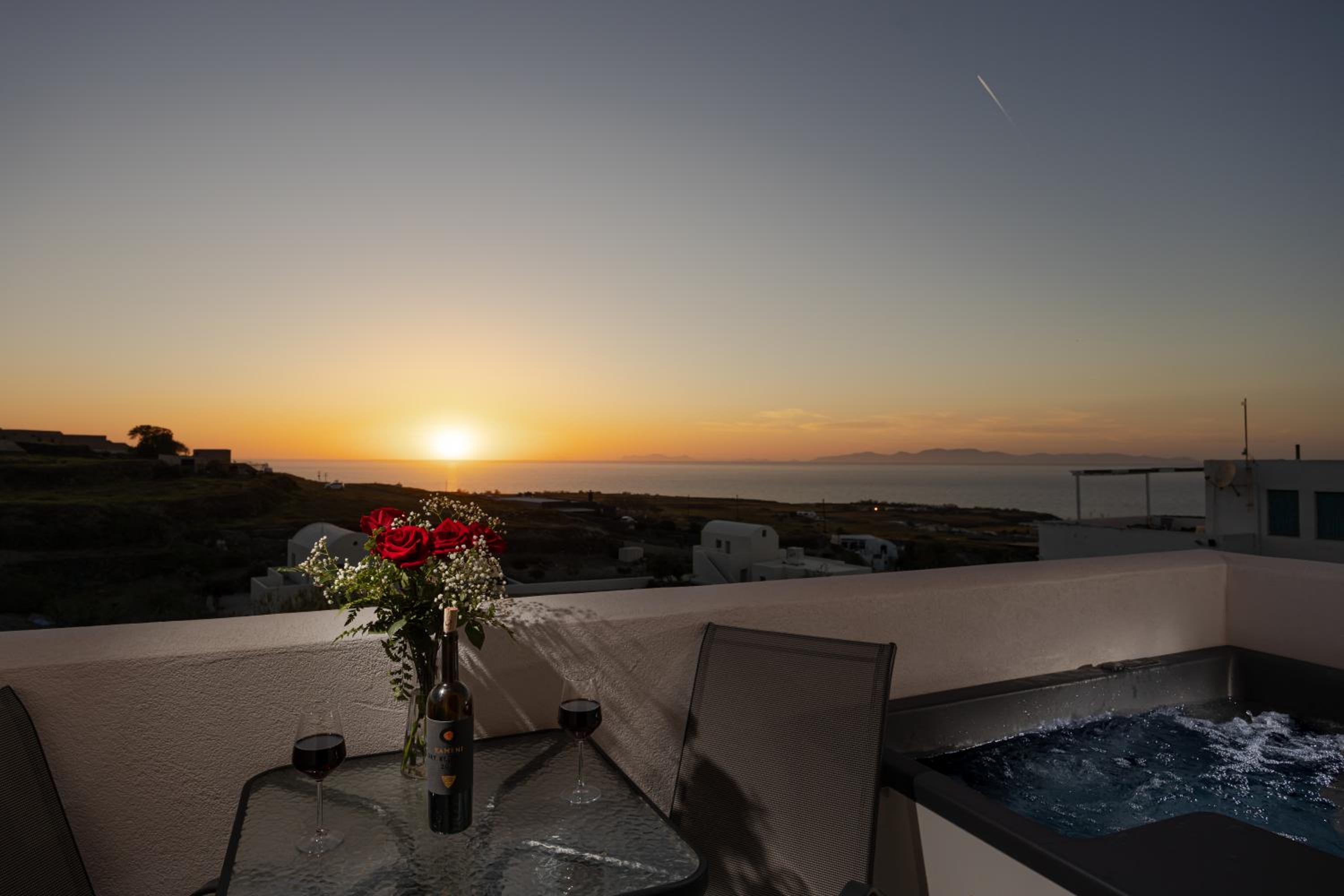 Nastram Suites Oia photo 5