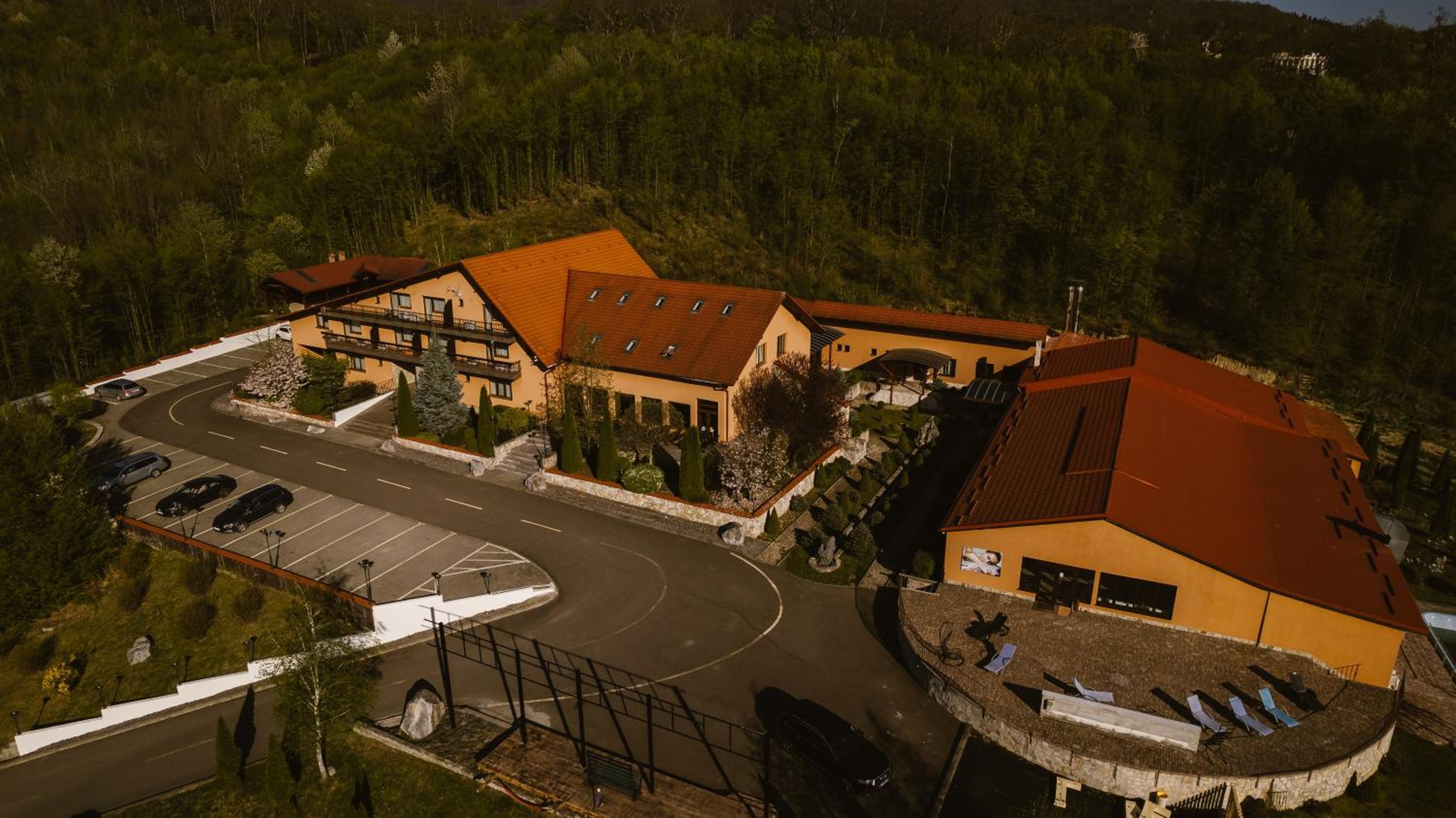 Hotel Bellacya Resort & Spa - Image 1