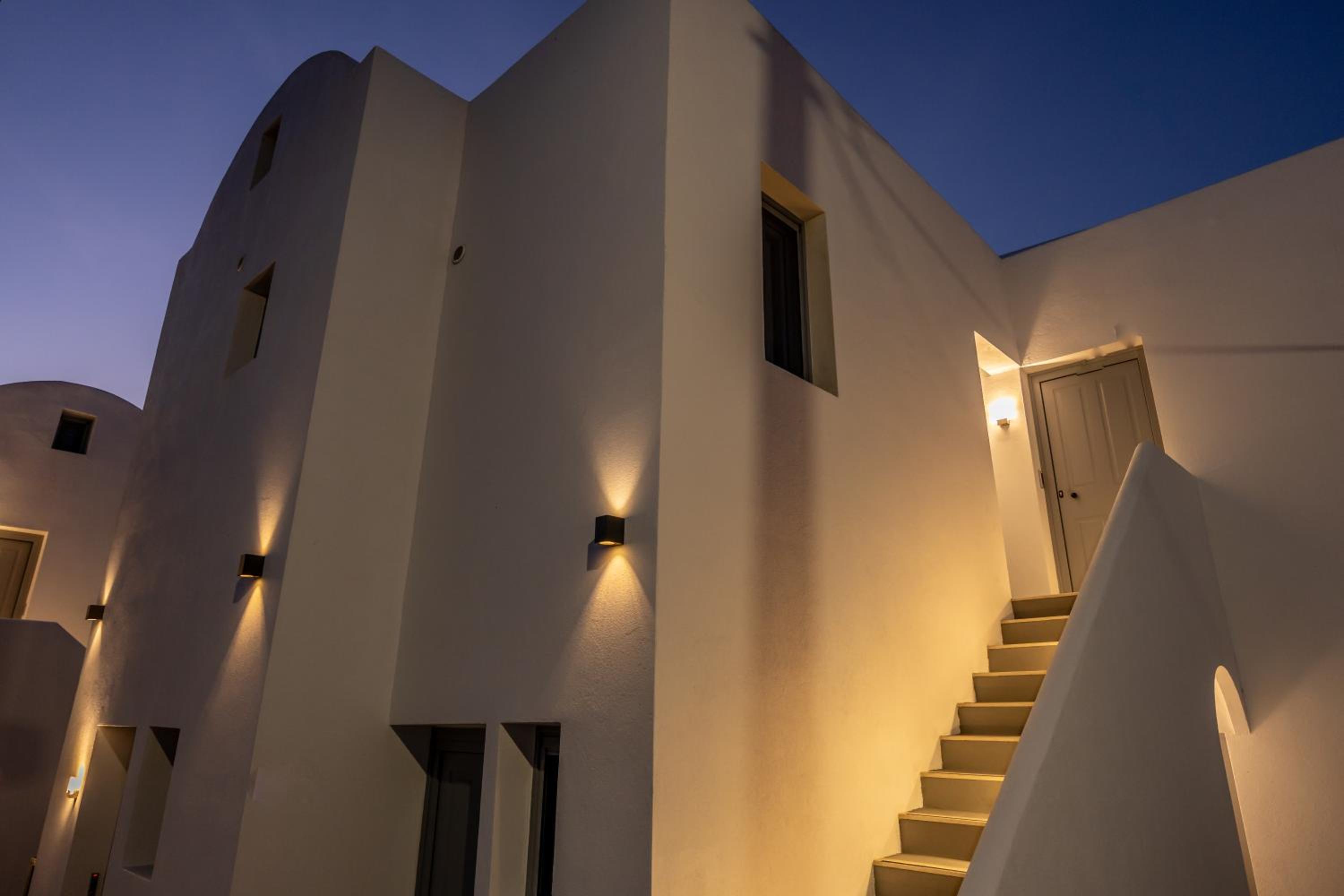 Nastram Suites Oia photo 2