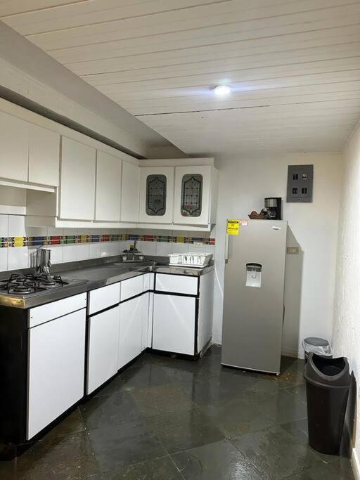 Hermoso Apartamento en el centro de San Andrés - Bahía Fragata