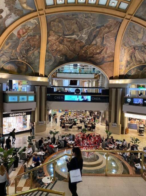 A cuadras del Obelisco y metros de Galerías Pacífico