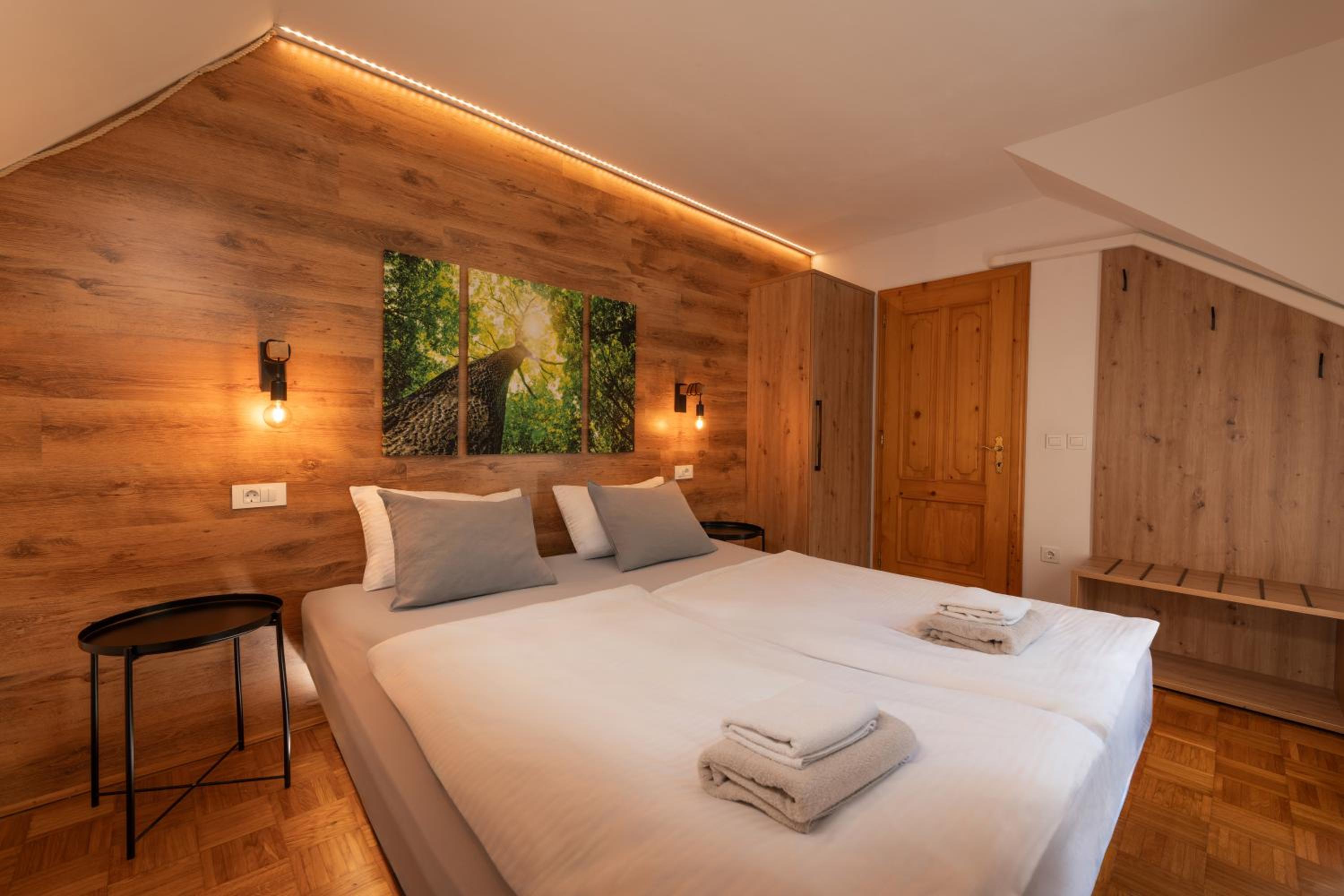 Vila Grad Bled - Sauna & Hot tub view 2