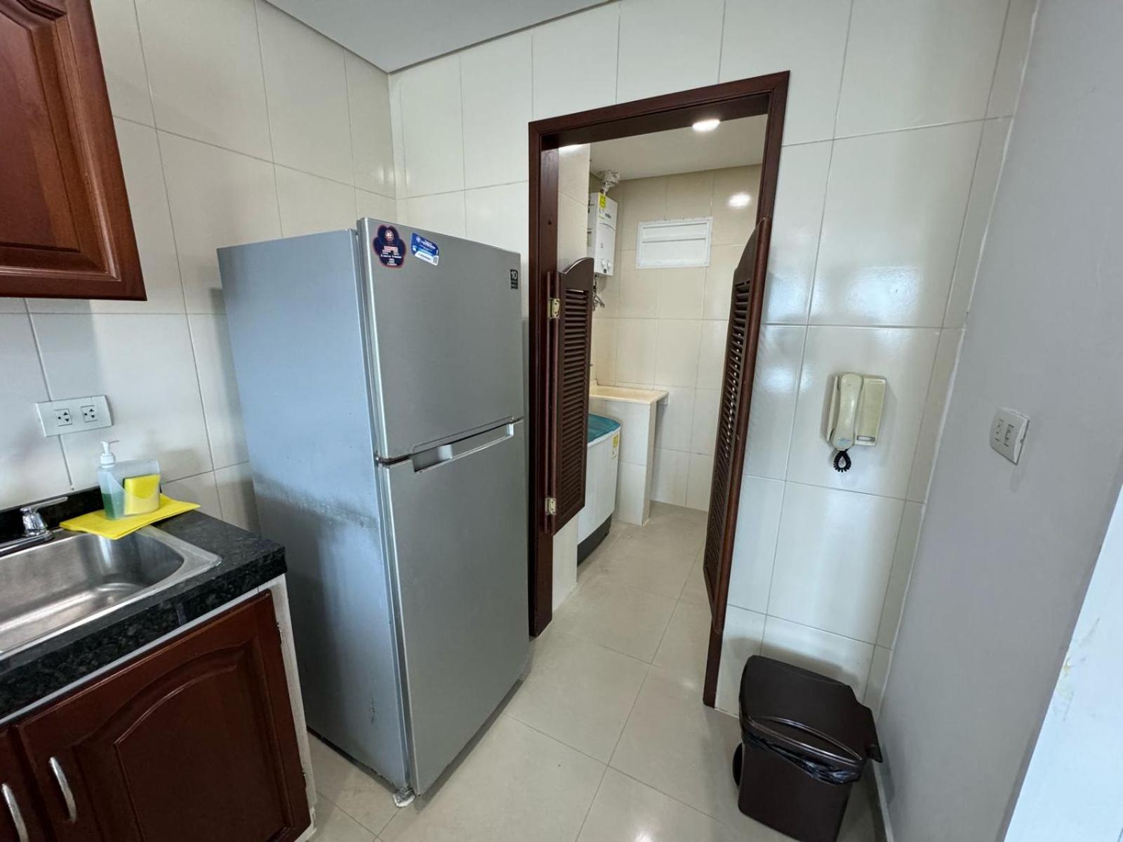 Apartamento en Laguito Ed Torres del Lago 604 ICDI