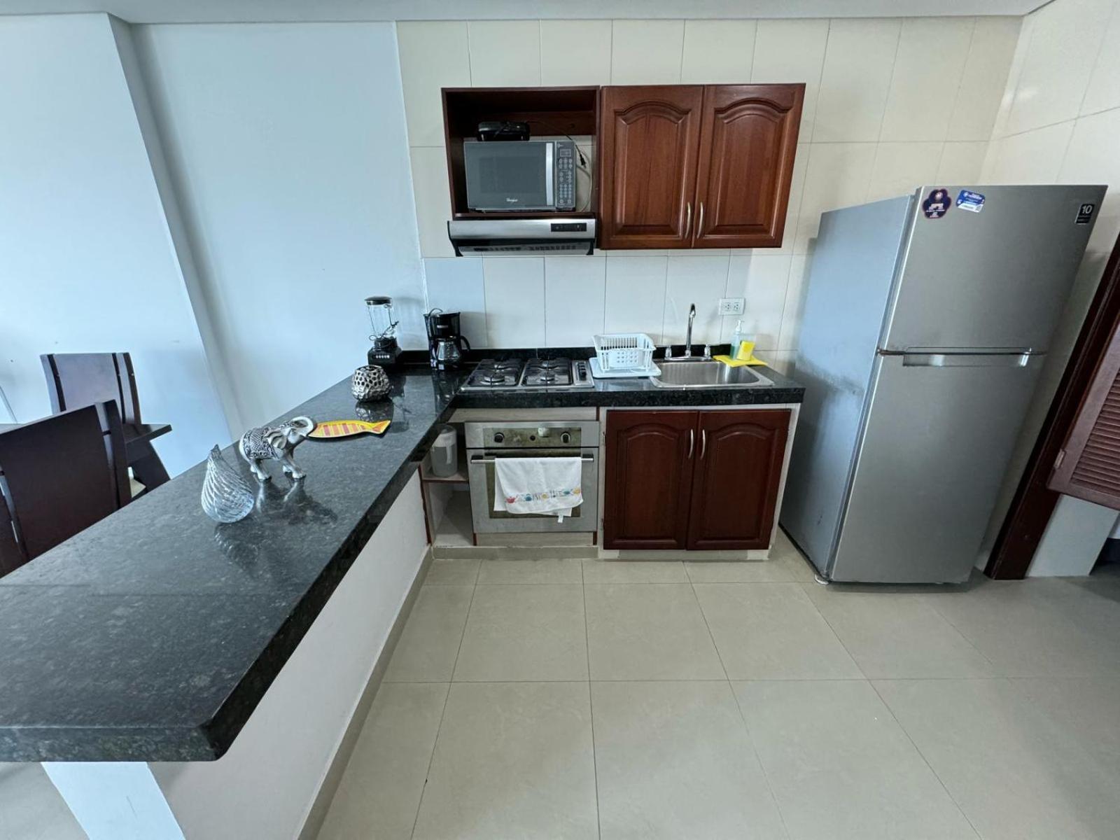 Apartamento en Laguito Ed Torres del Lago 604 ICDI