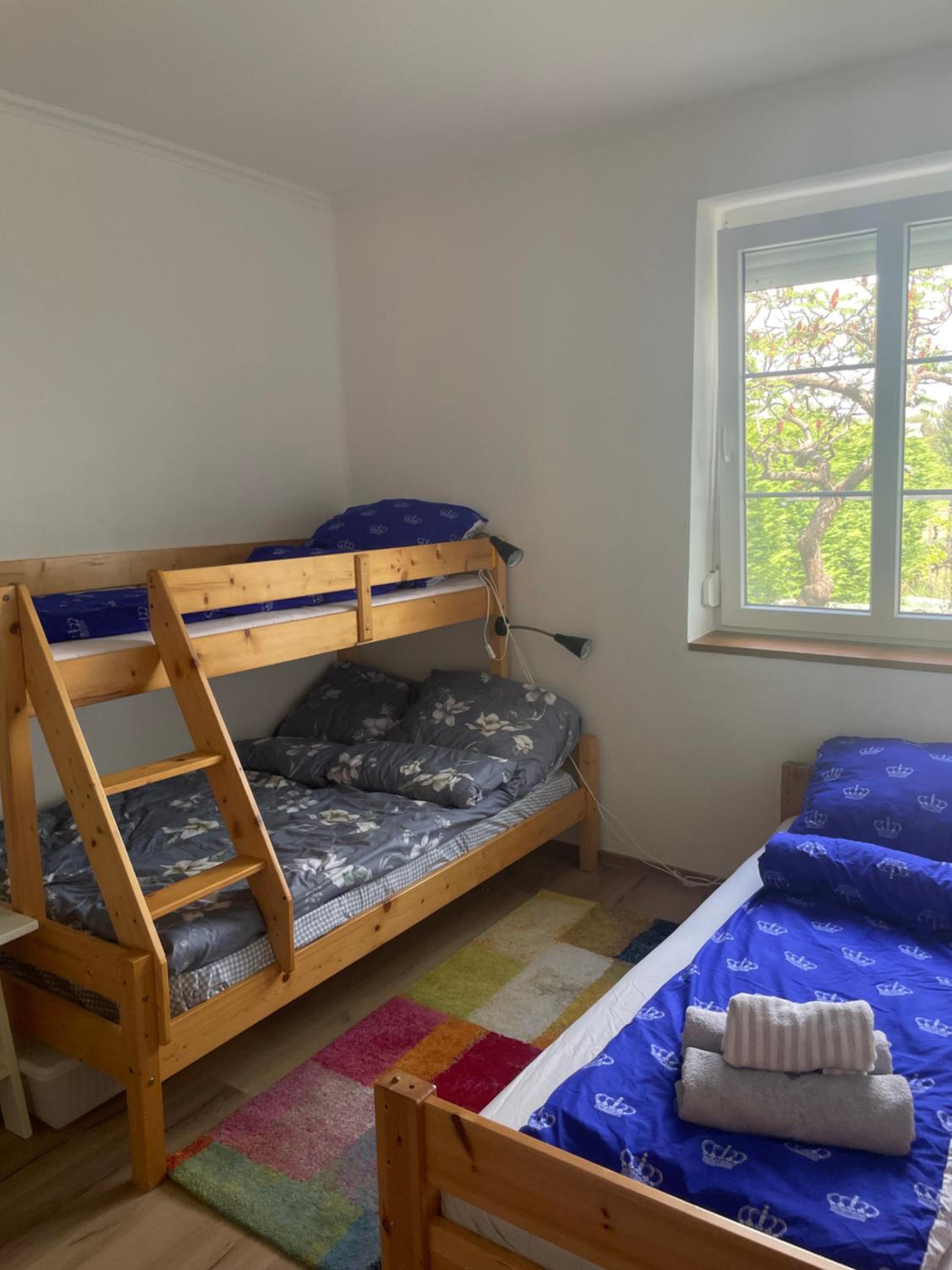 Panorámás felújított nyaraló Ábrahámhegyen