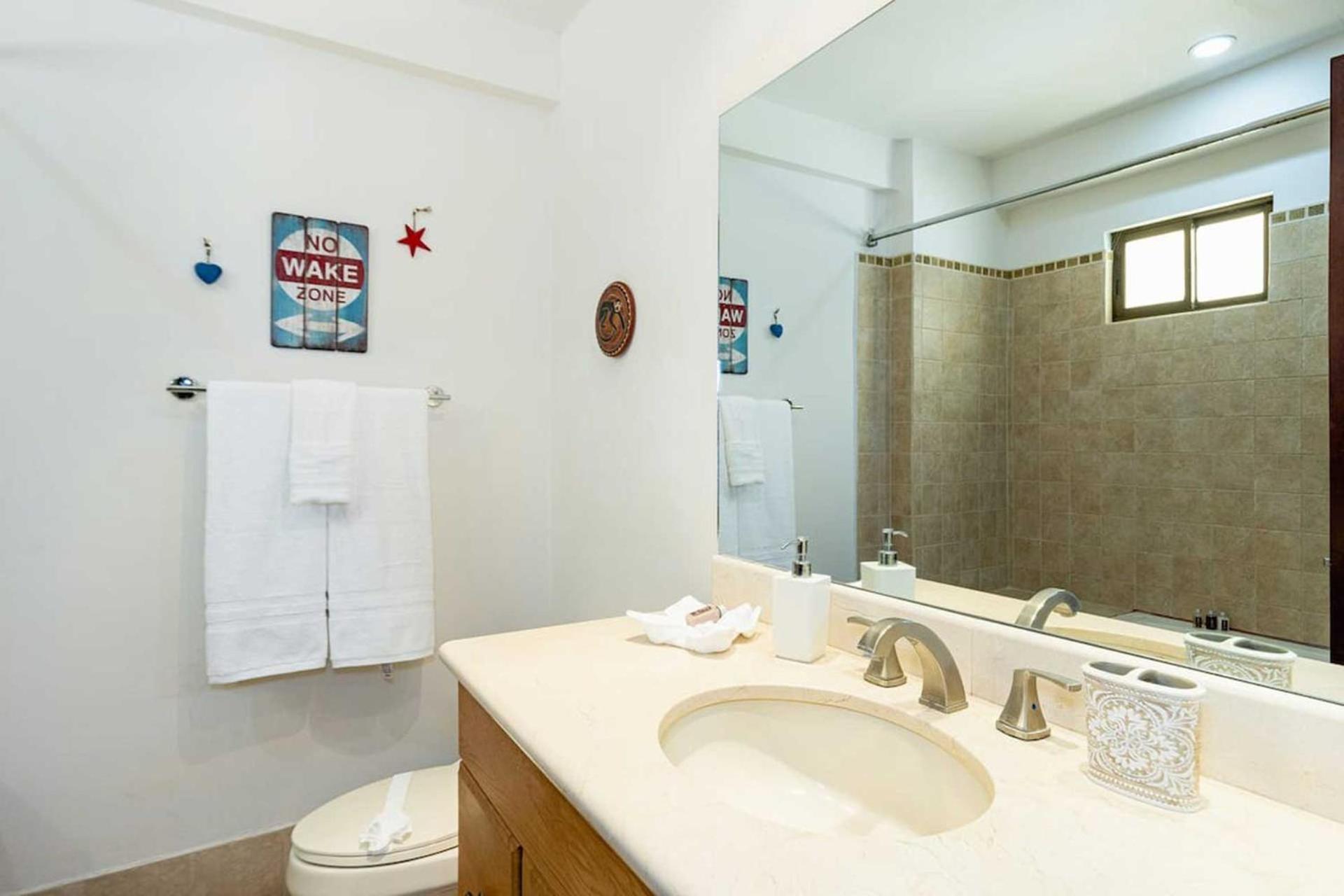 Newly remodeled unit in Flamingo with sweeping ocean views from big terrace
