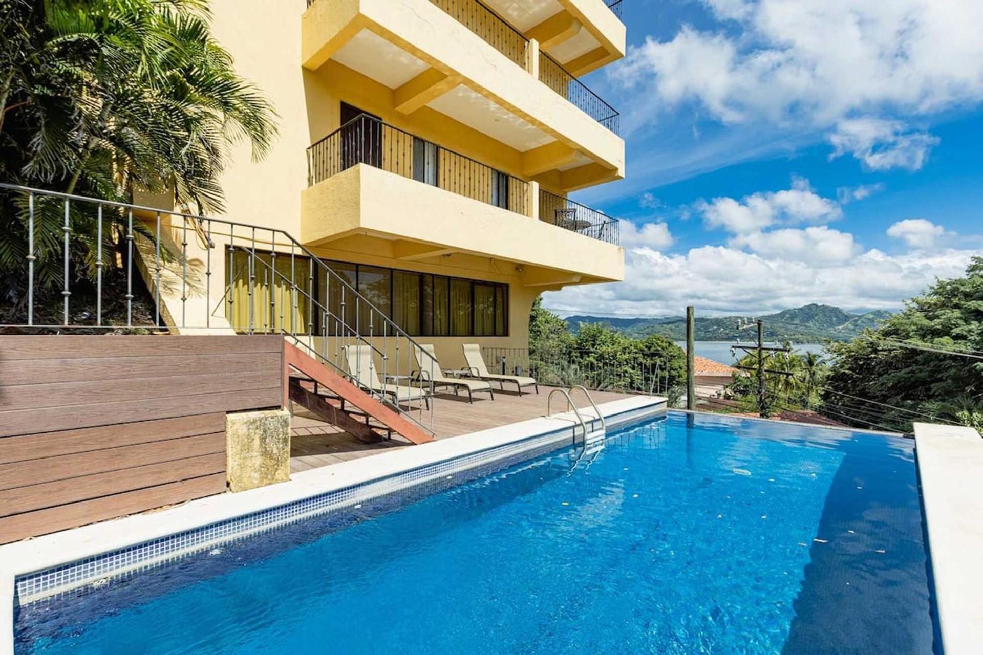 Newly remodeled unit in Flamingo with sweeping ocean views from big terrace