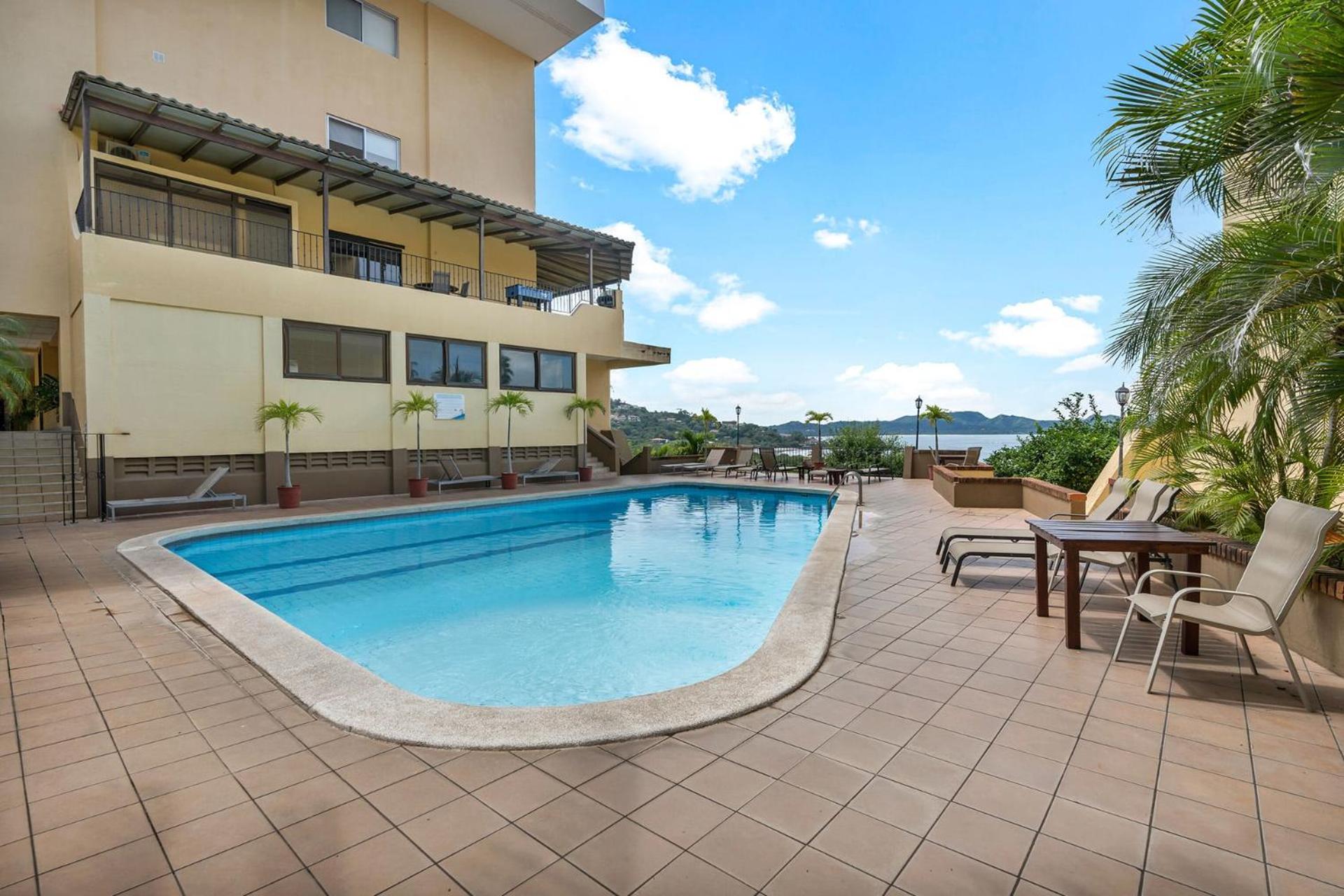 Newly remodeled unit in Flamingo with sweeping ocean views from big terrace