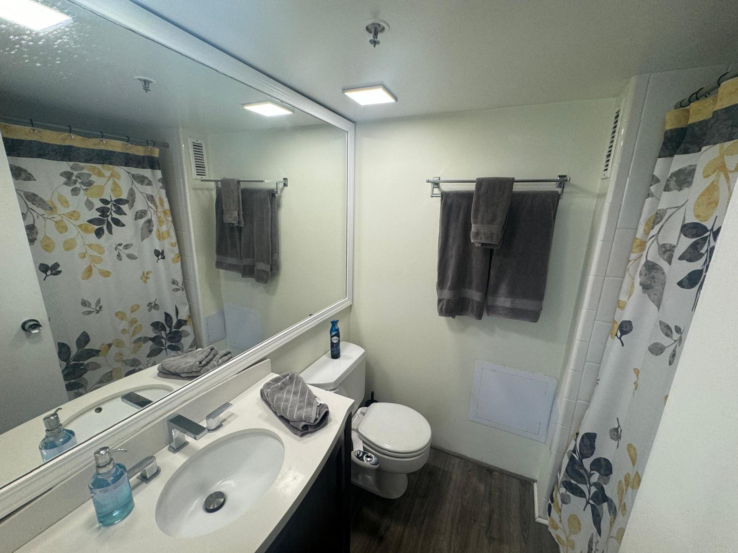 Tropical Studios at Marine Surf Waikiki - FREE PARKING - BEST LOCATION - FULL KITCHEN - SWIMMING POOL 照片第 68 張,共 263 張