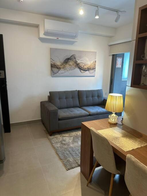 Studio moderno e aconchegante