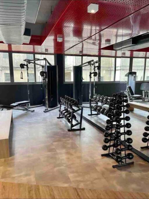 Studio moderno e aconchegante