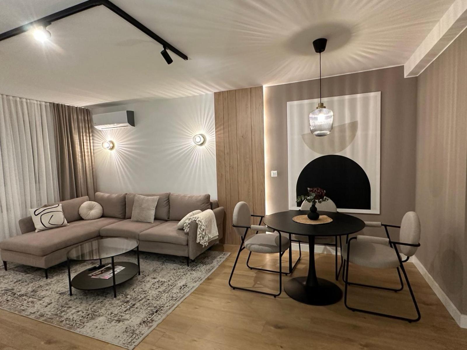 Apartman Avanti - blizina centra,besplatan parking i balkon