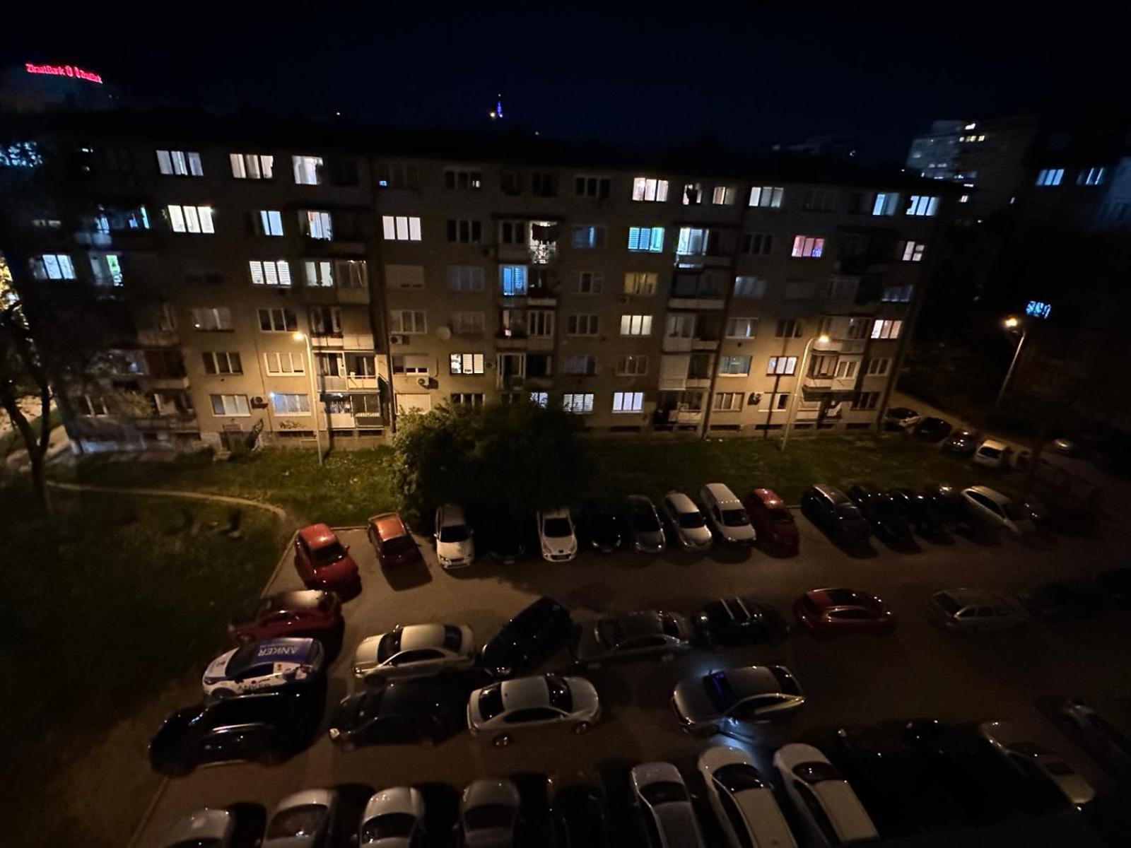 Apartman Avanti - blizina centra,besplatan parking i balkon