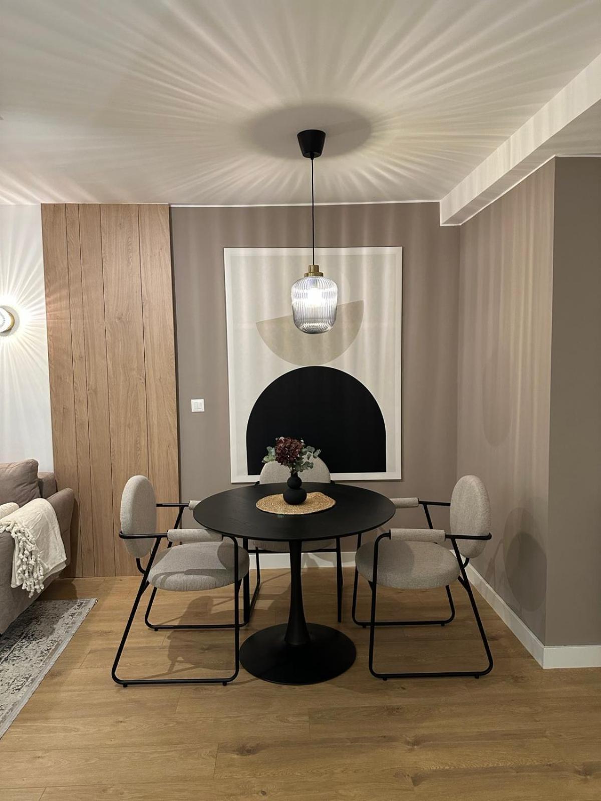 Apartman Avanti - blizina centra,besplatan parking i balkon