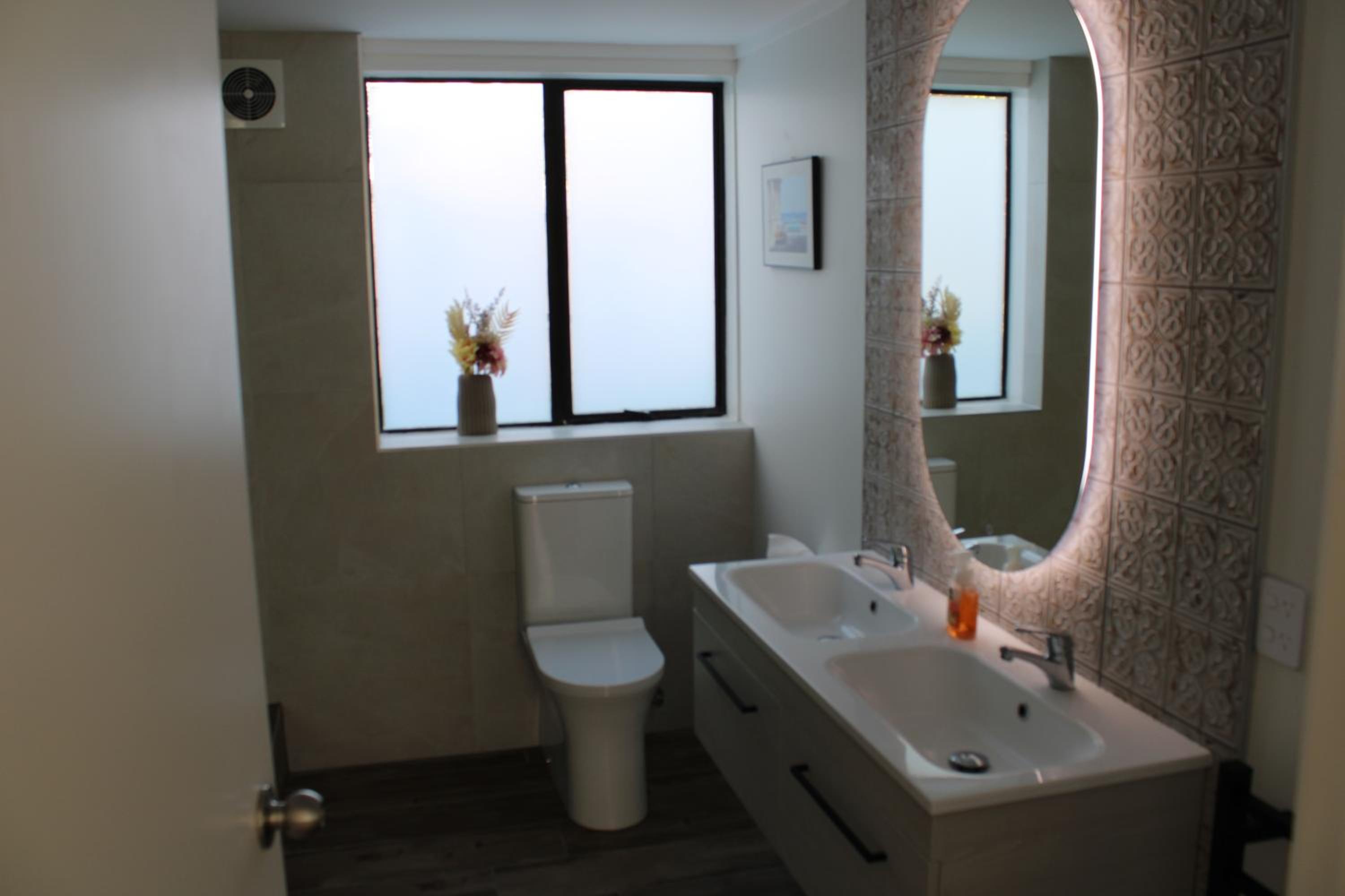 Maraetai Beach house