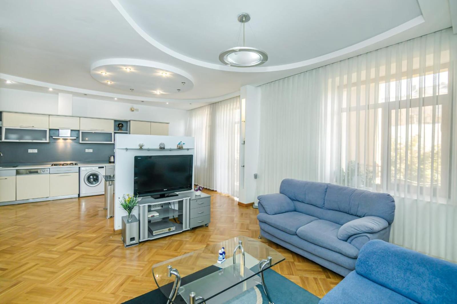 Seaside 2 bedrooms S Vurgun st