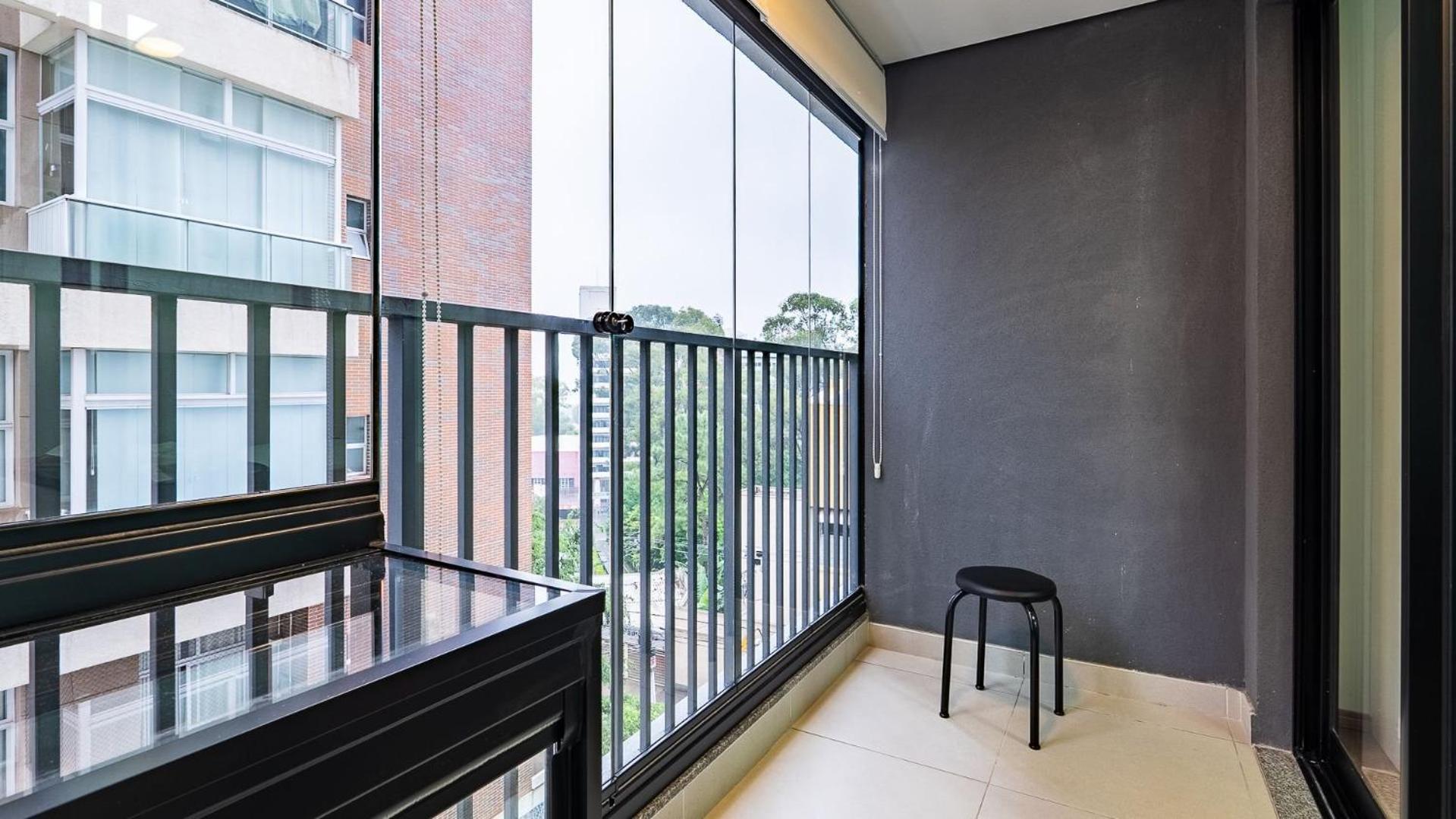 Studios modernos e completos ao lado da estação Vila Mariana