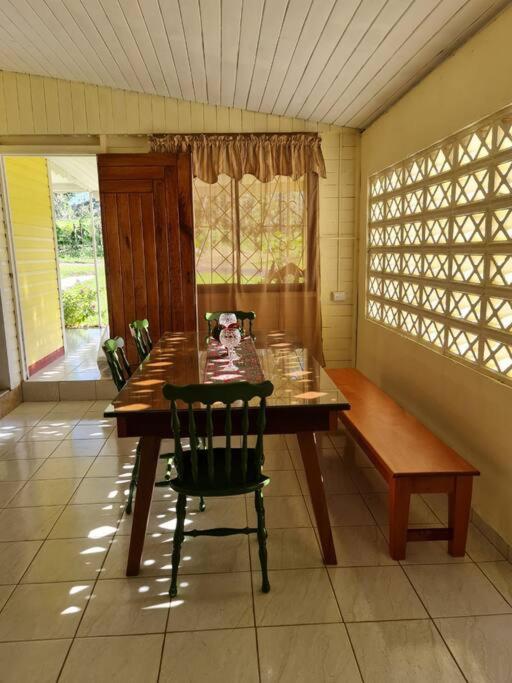 Casa Amarilla