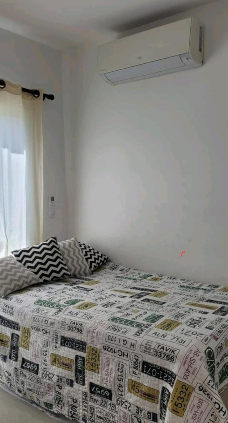 Cobertura Duplex na Praia do Forte com Piscina Privativa, Churrasqueira, 2 Vagas, Melhor Trecho