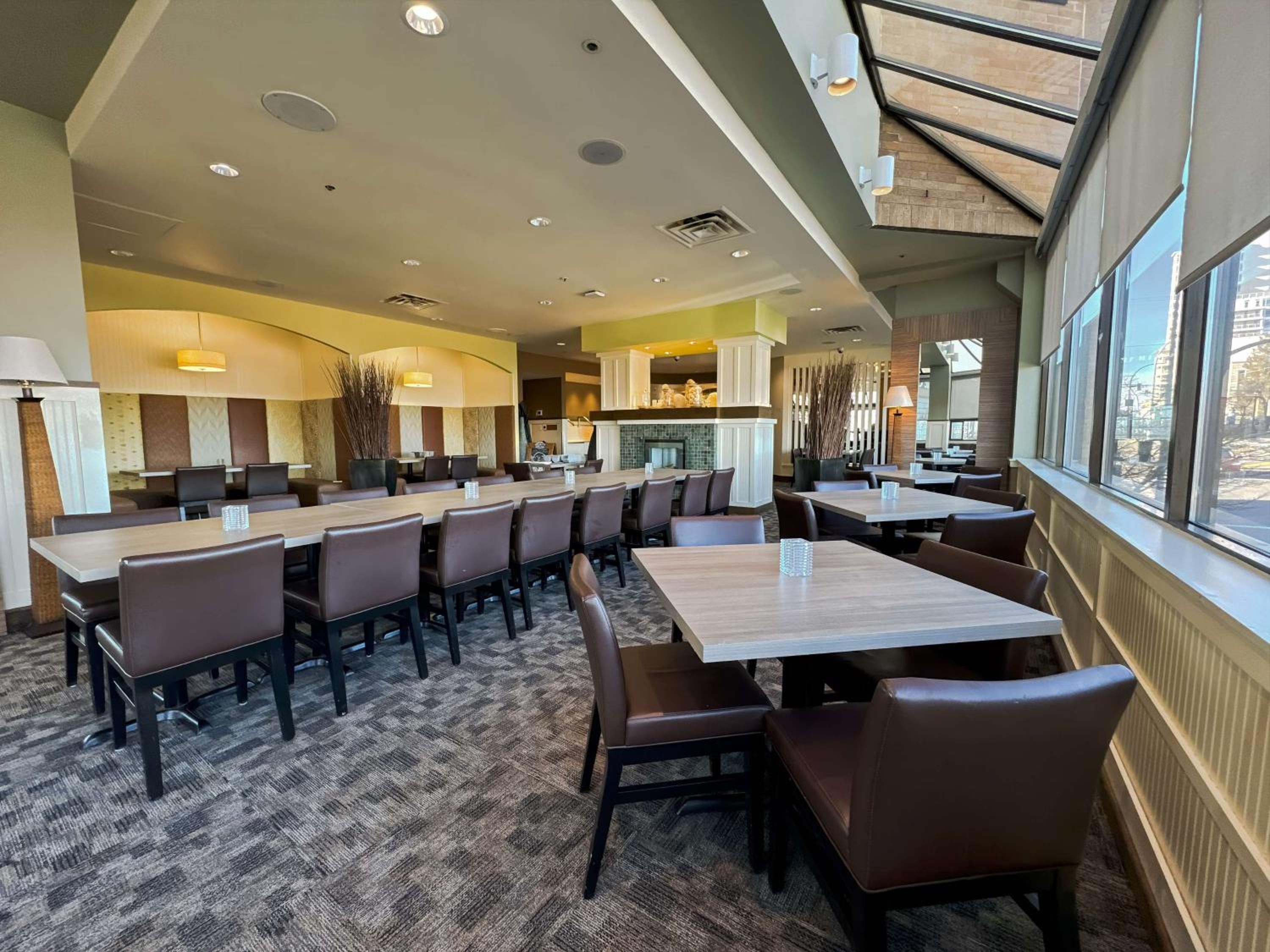 Nanaimo Vacations - Coast Bastion Hotel - Property Image 7