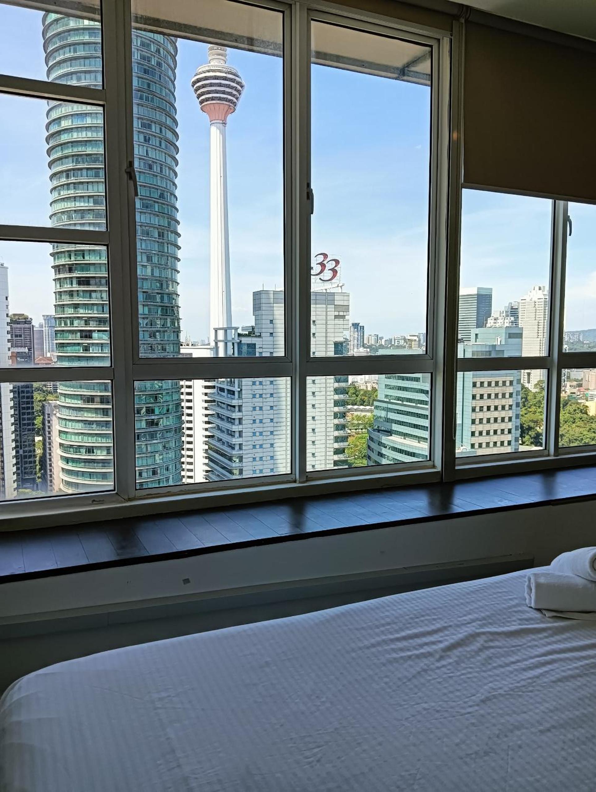 Hotel Parkview Suite KLCC, Bernice - Image 1