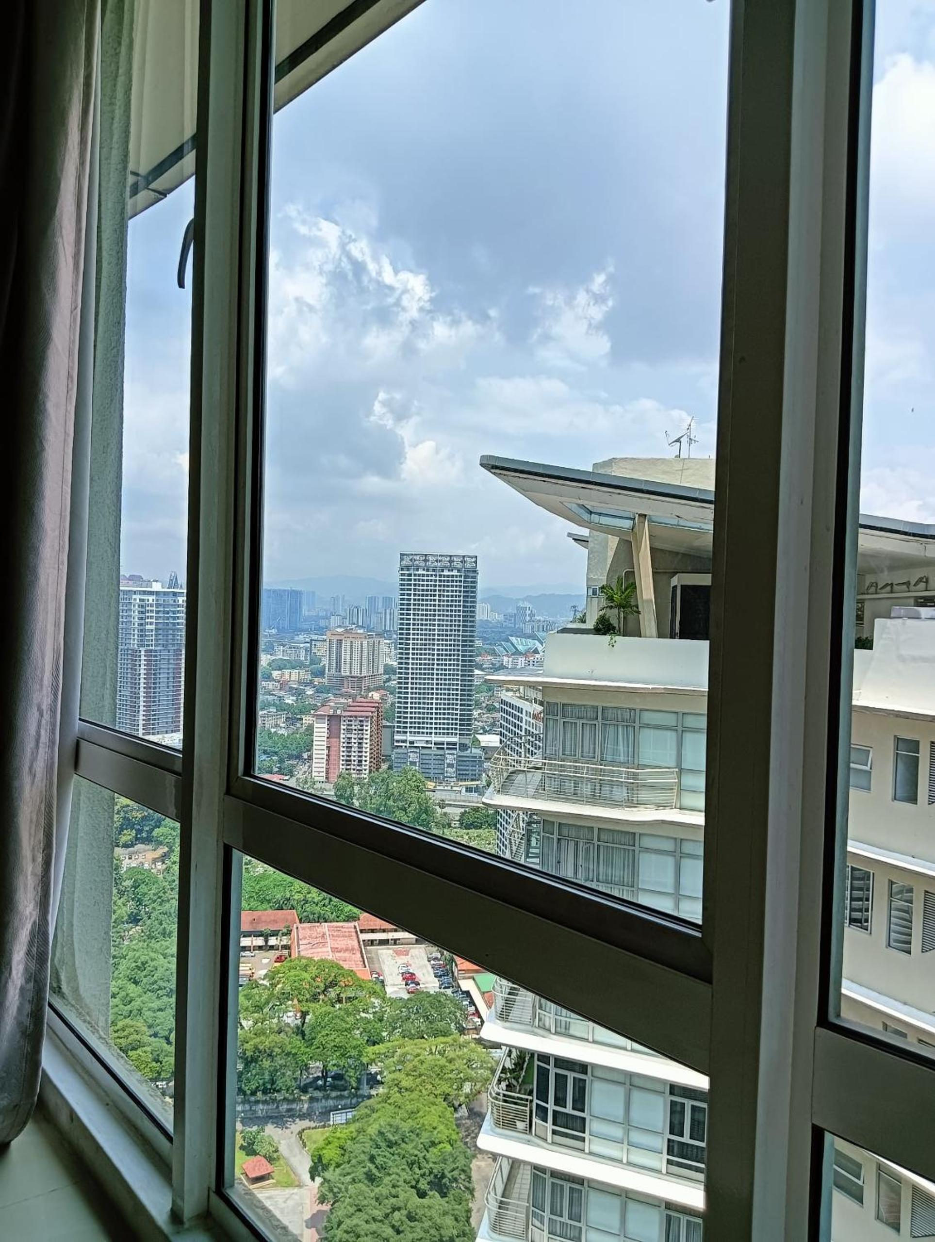 Parkview Suite KLCC, Bernice