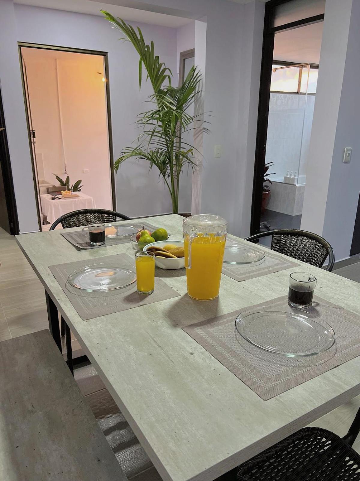 Apartamento con tina para tu relax! Prime location