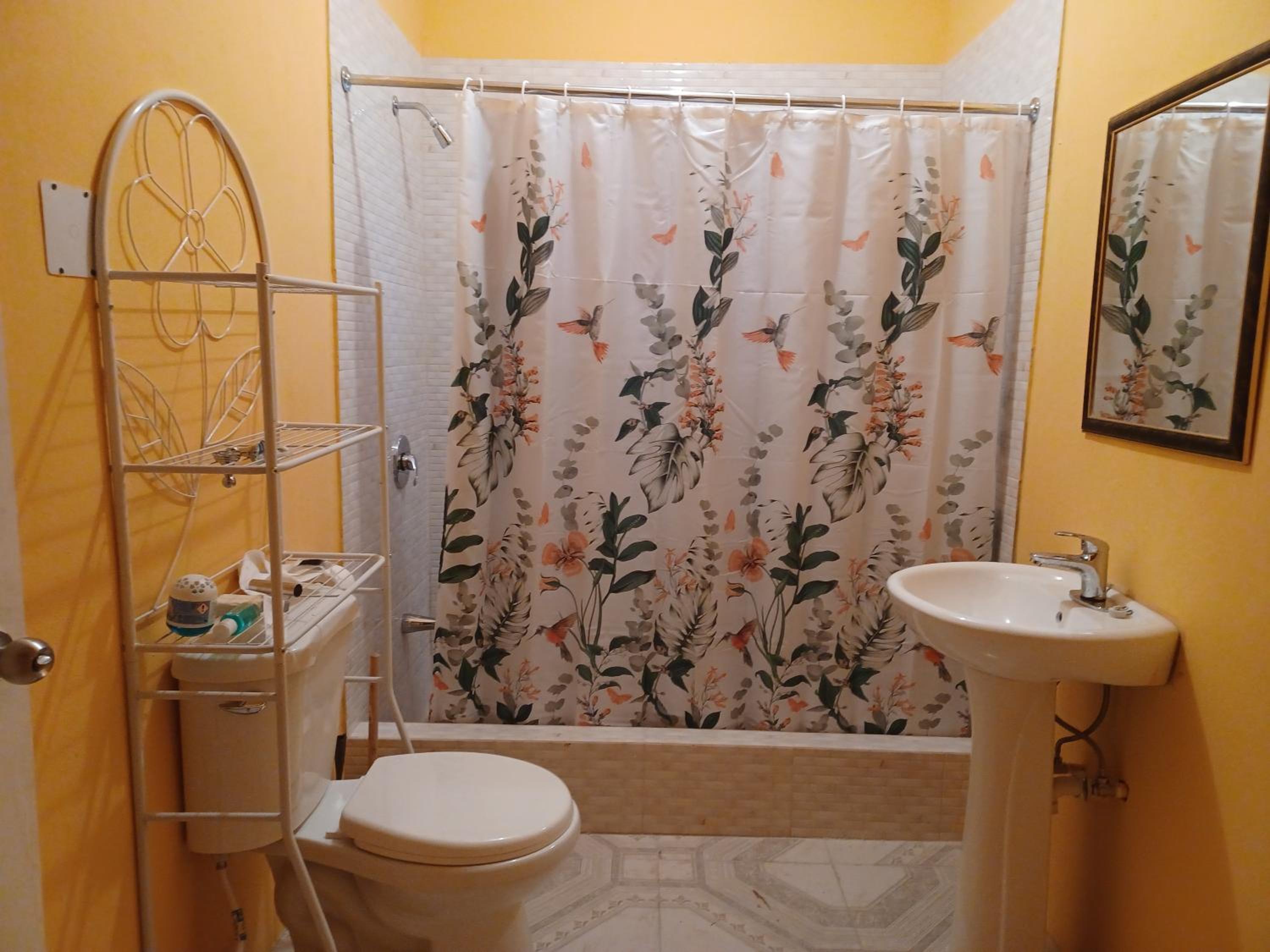 Guest Suite in Old Harbour
