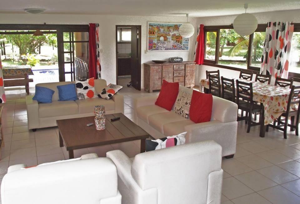 Casa Edy Casa Vacanze vista mare con piscina a 200 m dalla spiaggia - Perfetta per famiglie e gruppi