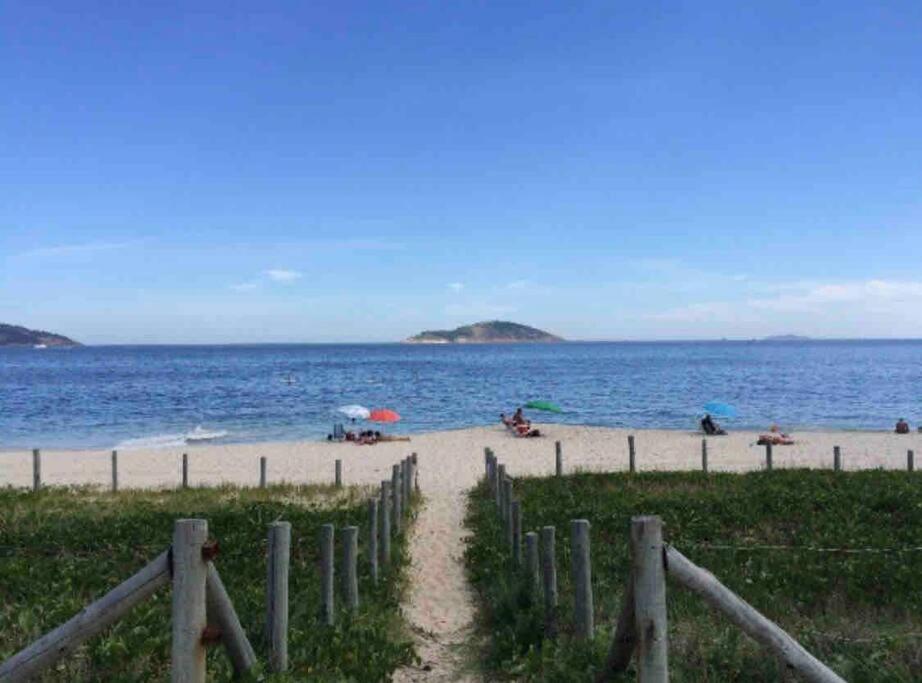 Flat aconchegante em Piratininga 100 mt da praia