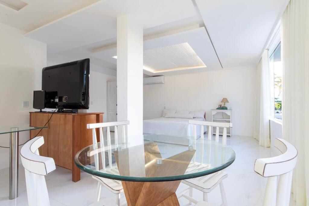Porto Brasil resort, beira mar, casa com 4 suítes, piscinas