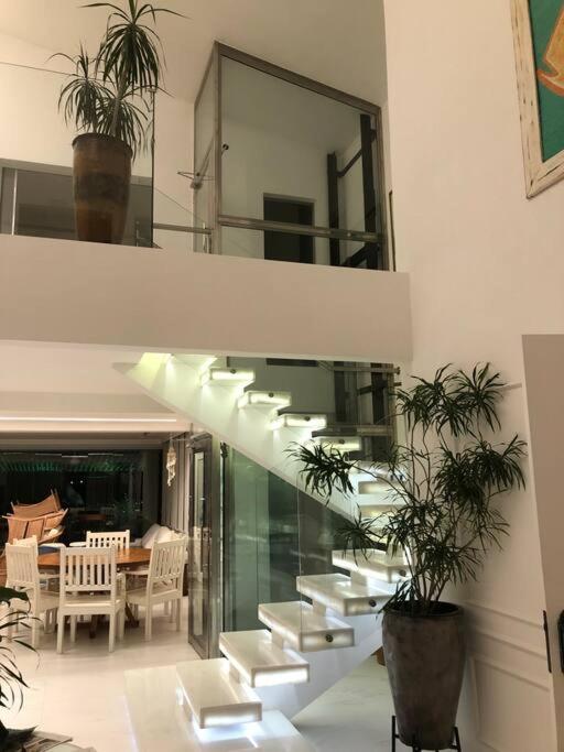 Porto Brasil resort, beira mar, casa com 4 suítes, piscinas