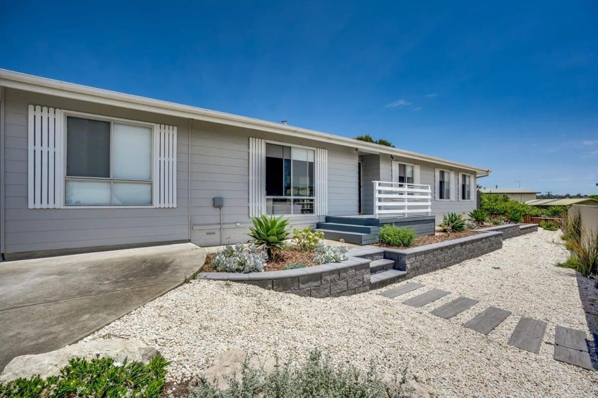 Seaside Sanctuary - Port Elliot - Wi-Fi - Family - BYO Linen