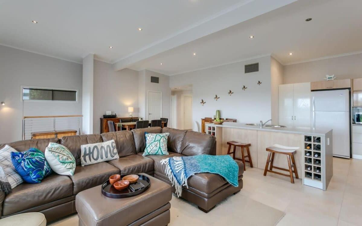 Beach Retreat Goolwa - BYO Linen - Near Beach - Fenced