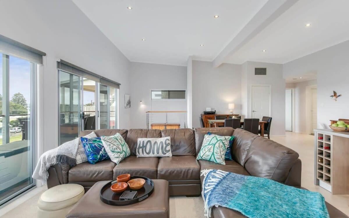 Beach Retreat Goolwa - BYO Linen - Near Beach - Fenced