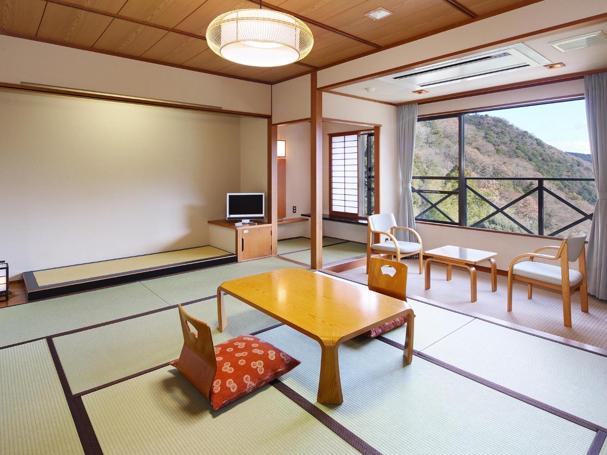 Hakonenomori Okada
