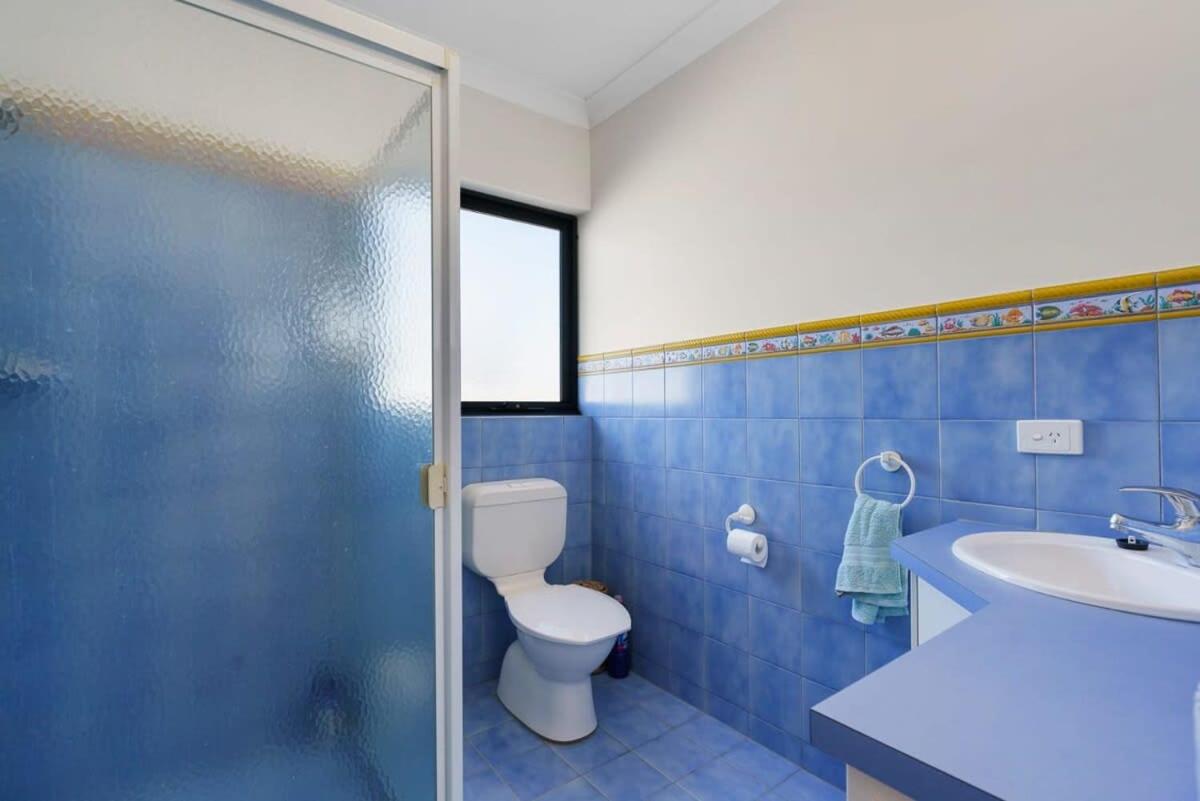 Sweeping Ocean Views -136 Newell - BYO Linen - PetsNegotiable - WiFi