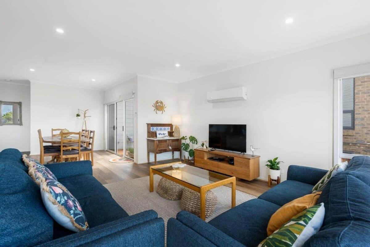 Encounter Bay - BYO Linen - Wi-Fi - Family Friendly - SeaViews