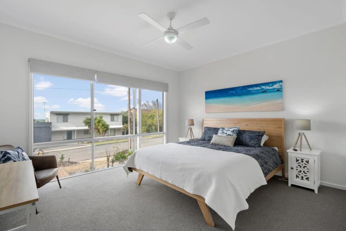 Encounter Bay - BYO Linen - Wi-Fi - Family Friendly - SeaViews