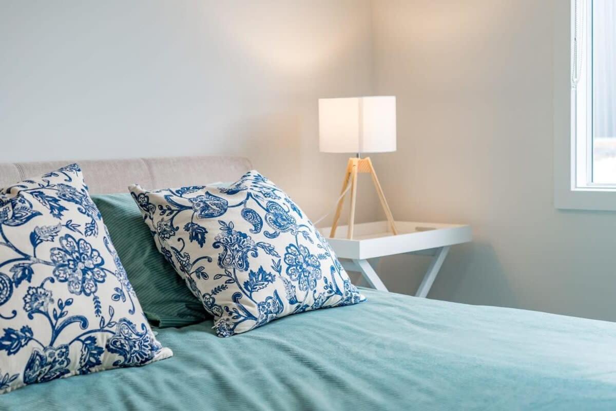 Encounter Bay - BYO Linen - Wi-Fi - Family Friendly - SeaViews