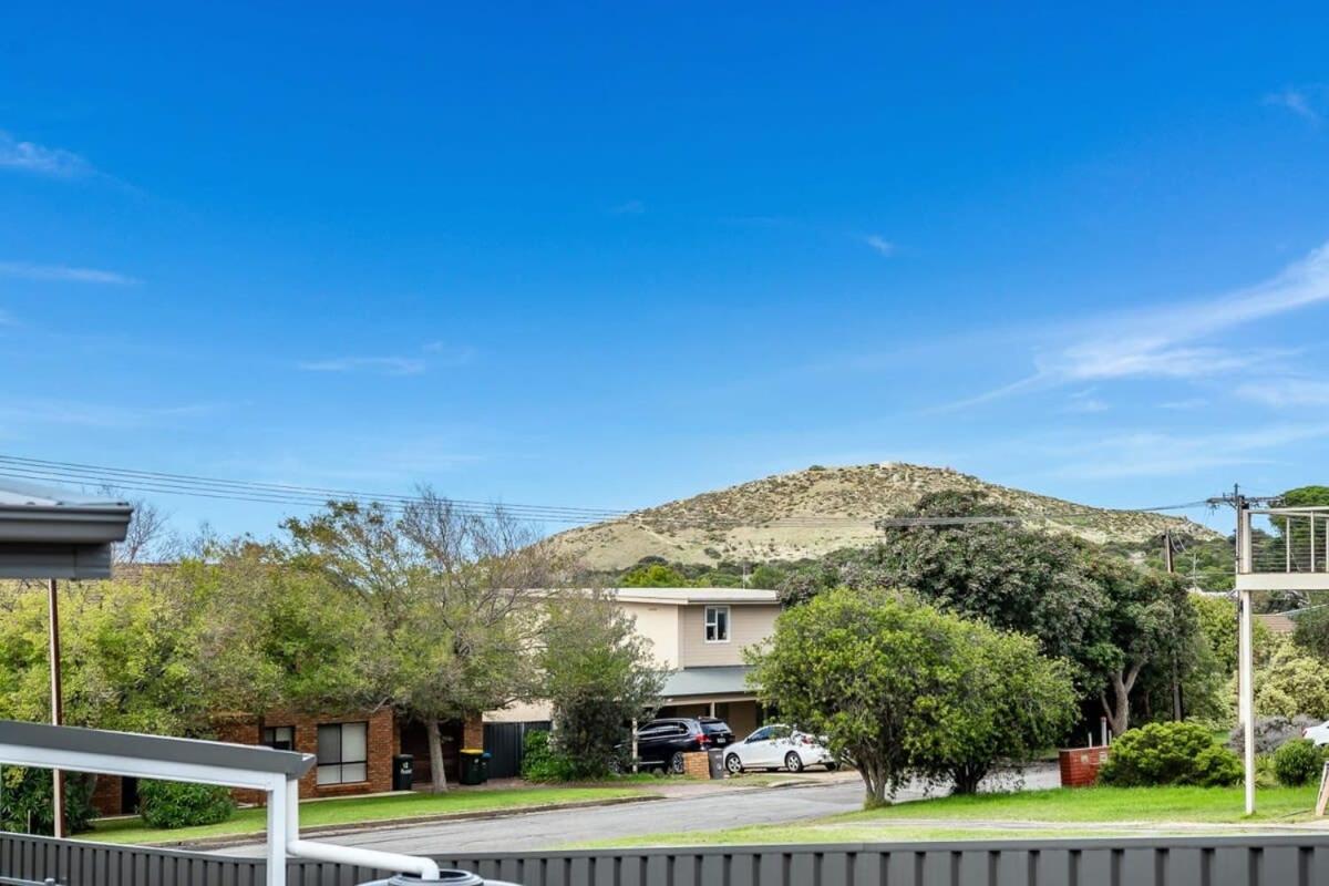 Encounter Bay - BYO Linen - Wi-Fi - Family Friendly - SeaViews
