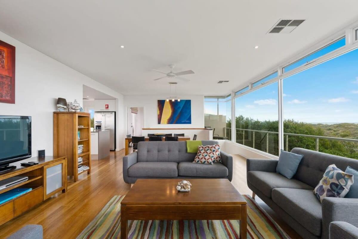 Absolute Luxury Beachfront - Middleton - BYO Linen
