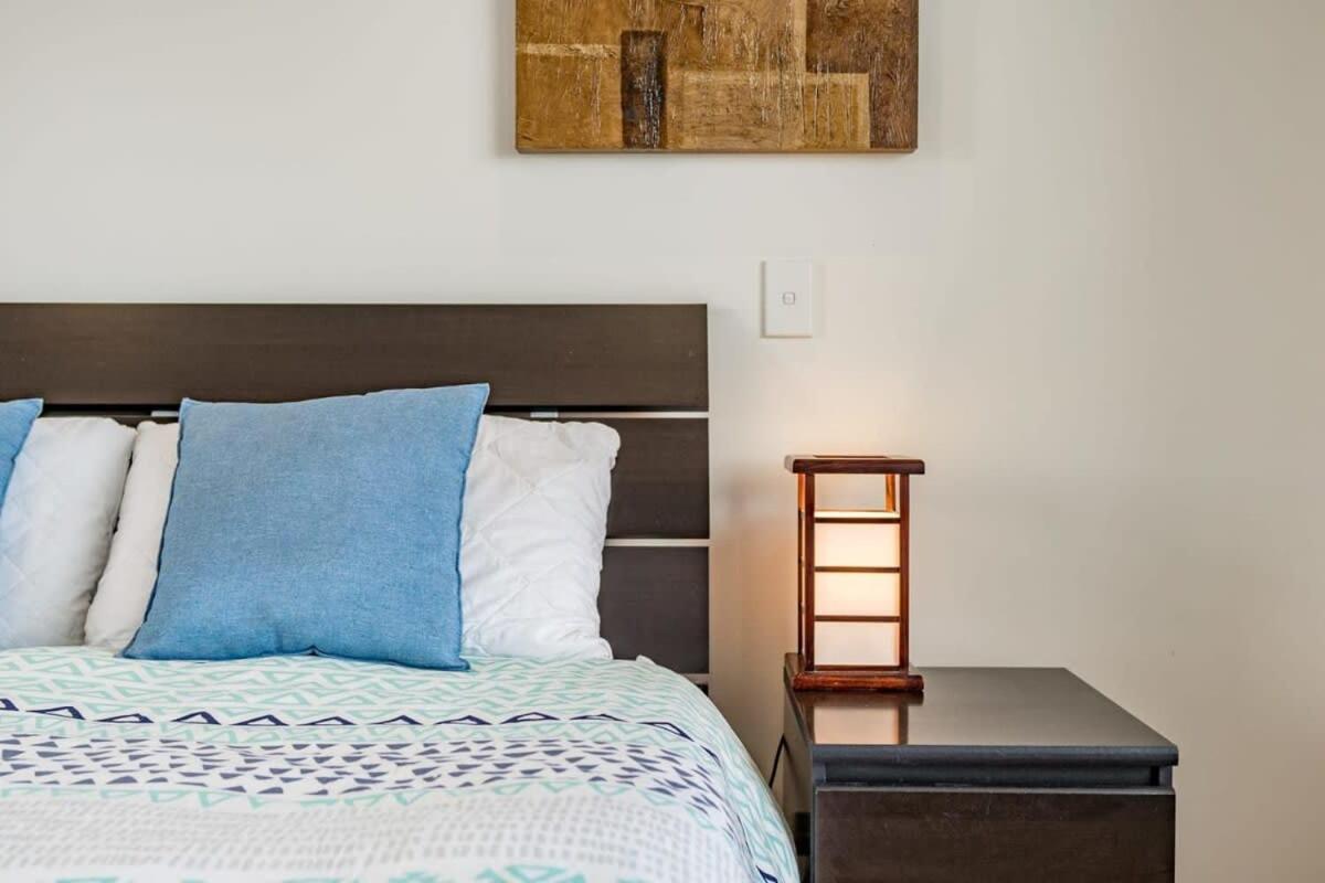 Absolute Luxury Beachfront - Middleton - BYO Linen