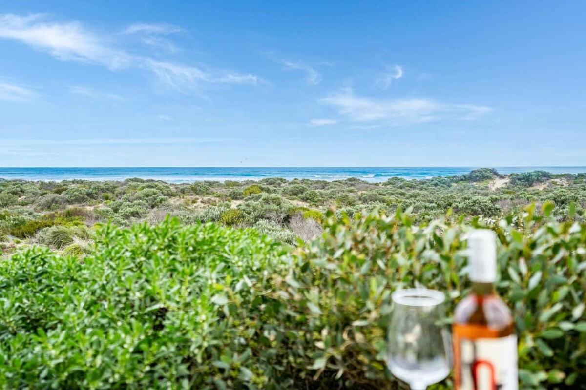 Absolute Luxury Beachfront - Middleton - BYO Linen