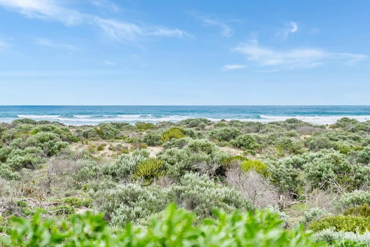 Absolute Luxury Beachfront - Middleton - BYO Linen