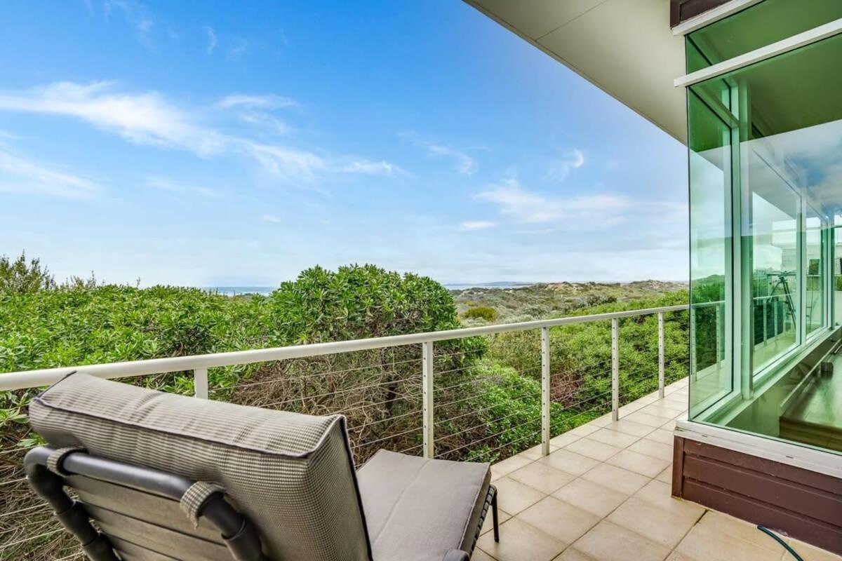 Absolute Luxury Beachfront - Middleton - BYO Linen