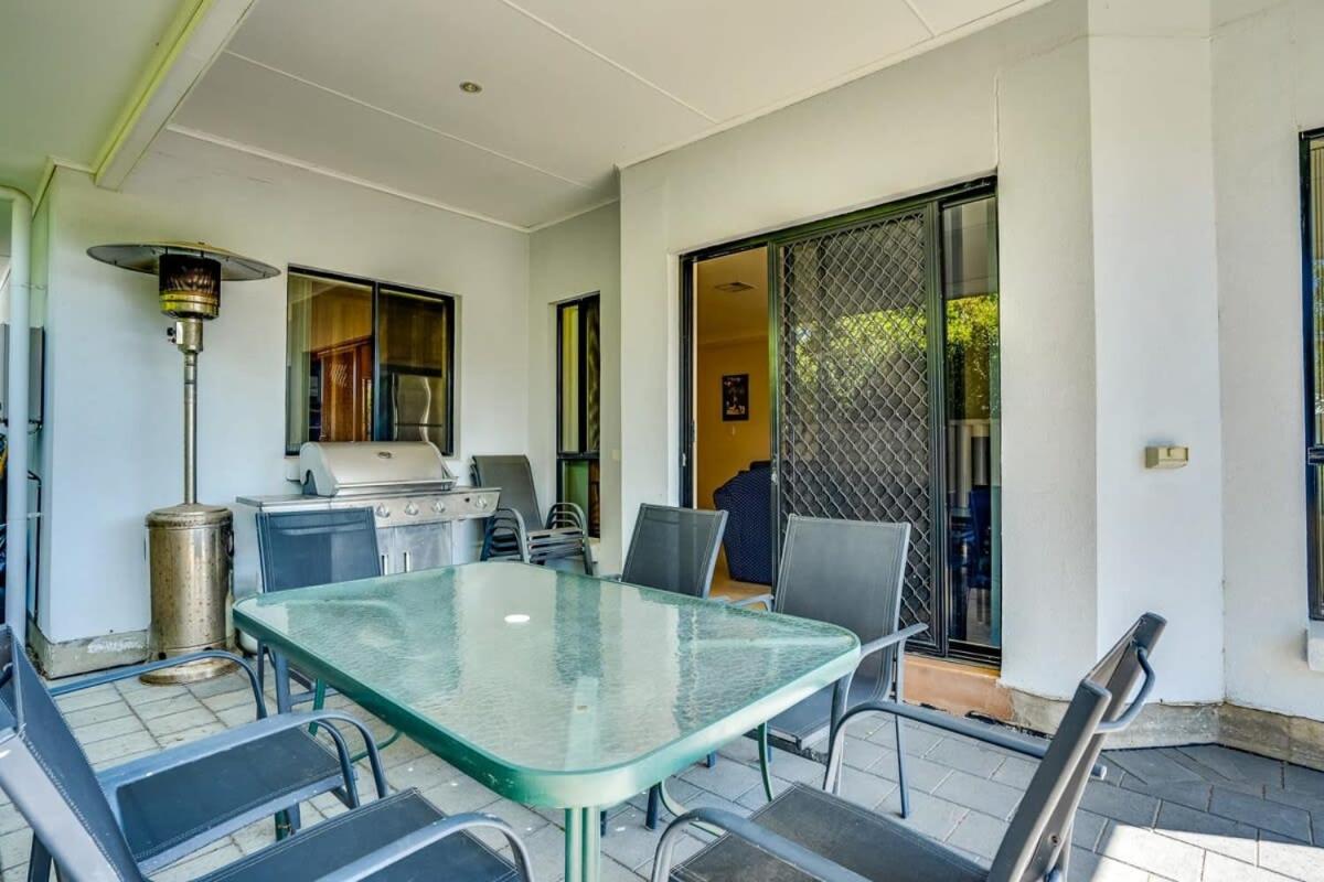Relax on Charles St - 4A Charles Street Port Elliot - BYO Linen