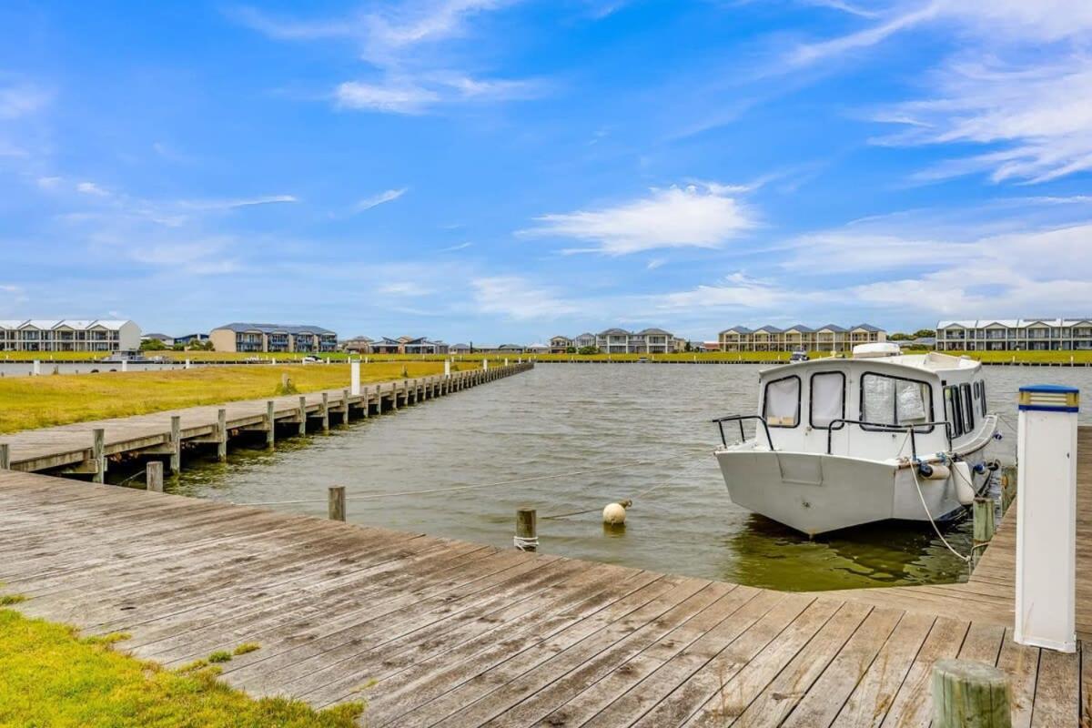 Hindmarsh Island - Linen Included - Waterfront - Luxury
